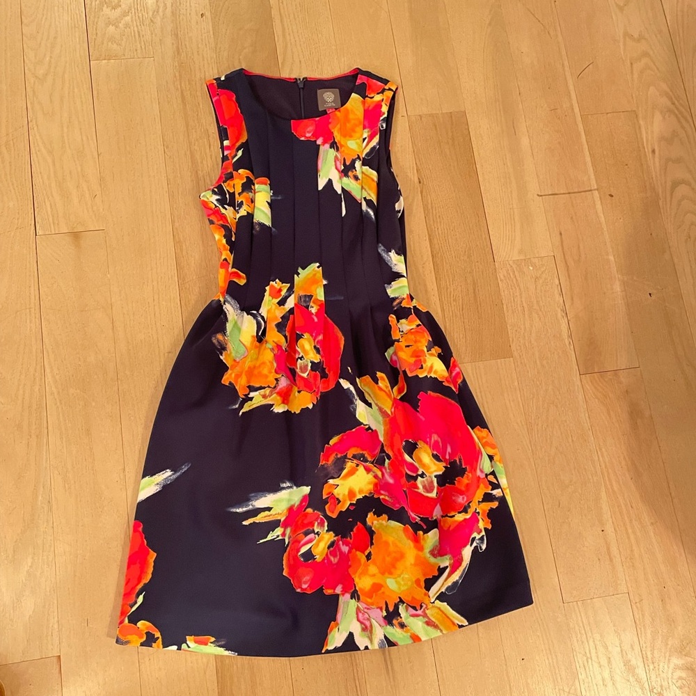 VINCE CAMUTO FLORAL DRESS